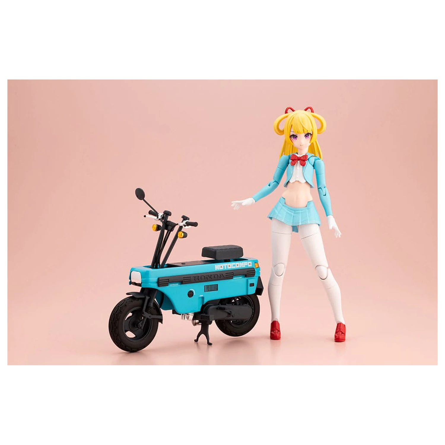 Megami Device Buster Doll Series Műanyag modell készlet 1/1 Knight Alice with Honda AB12 Motocompo 15 cm  termékfotó
