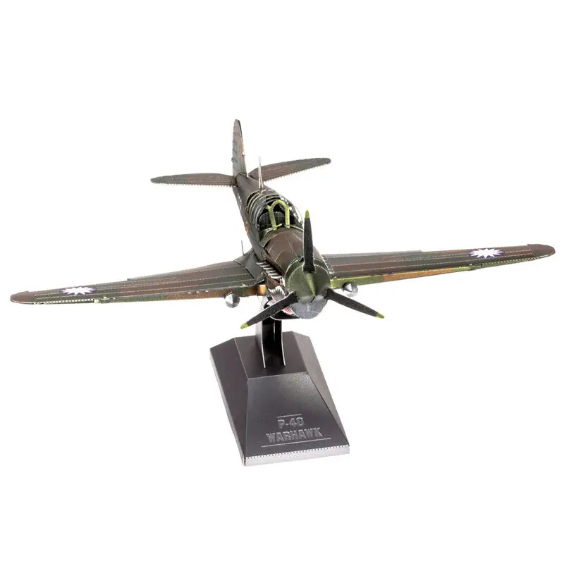 Metal Earth Aviation P-40 Warhawk fém modell készlet termékfotó