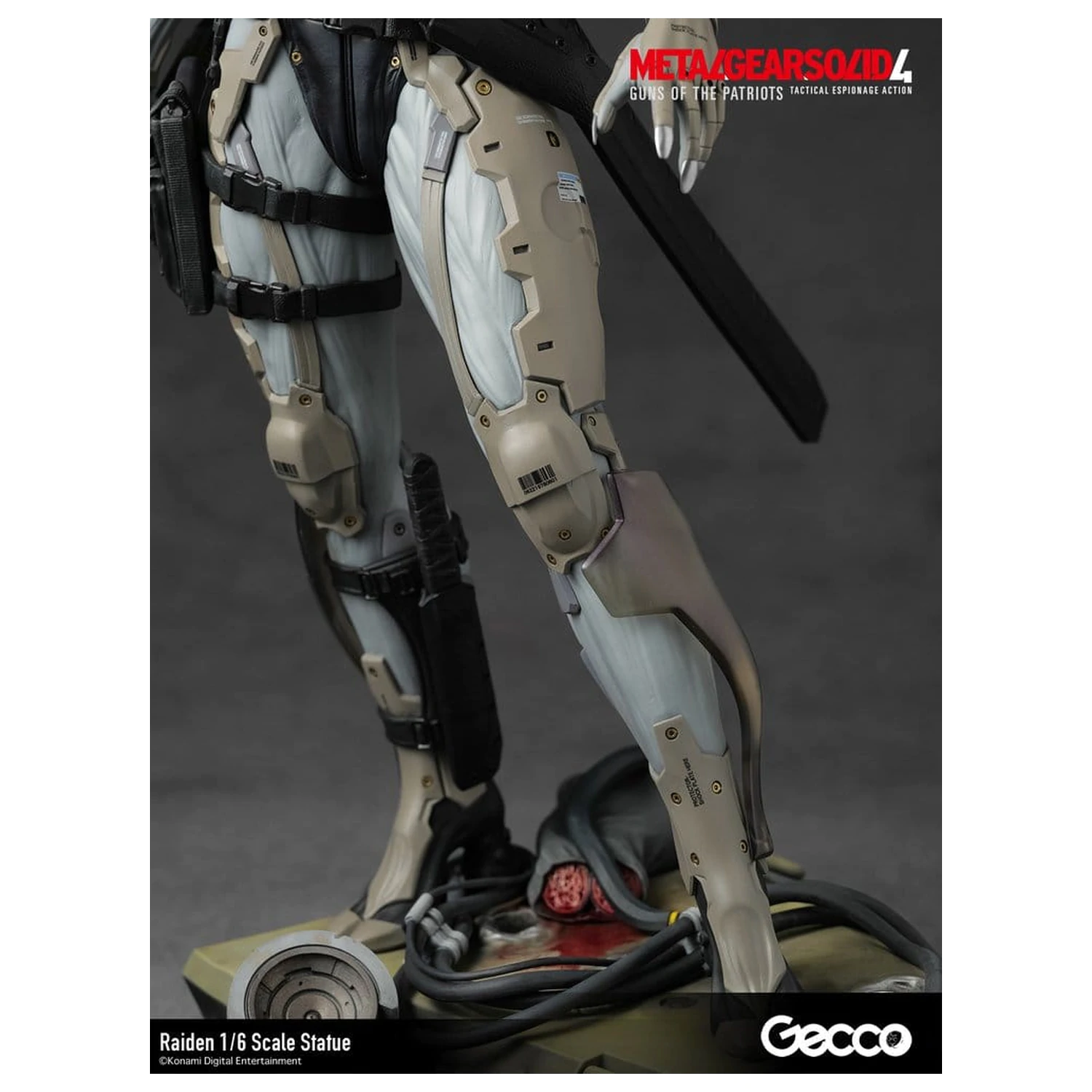 Metal Gear Solid 4 Guns of the Patriots 1/6 Raiden szobor figura 32 cm termékfotó