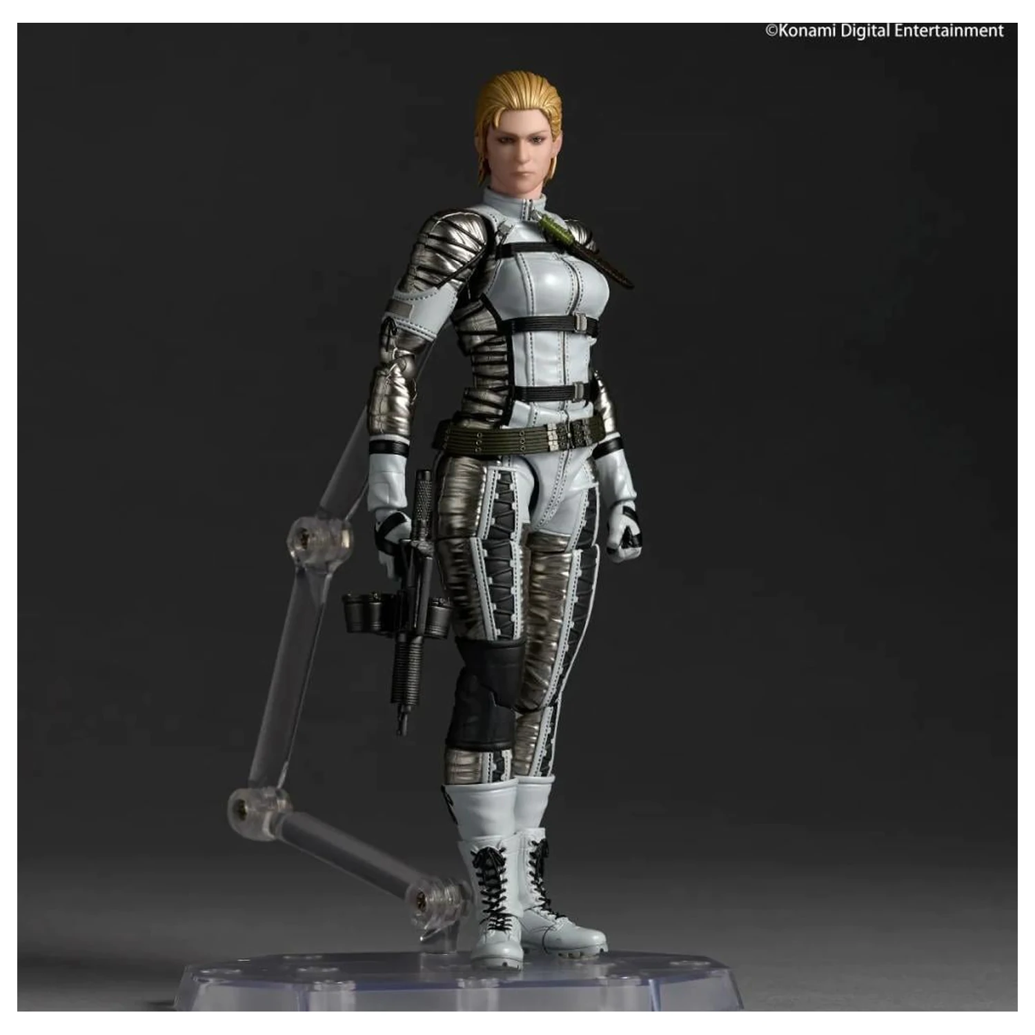 Metal Gear Solid Delta The Boss figura Revoltech A.Y. 15.5cm termékfotó