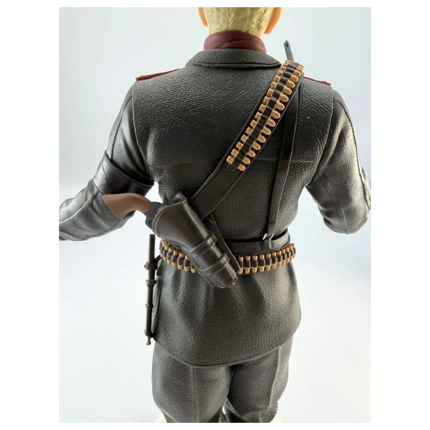 Metal Gear Solid: Snake Eater Ocelot PVC figura 20 cm     termékfotó