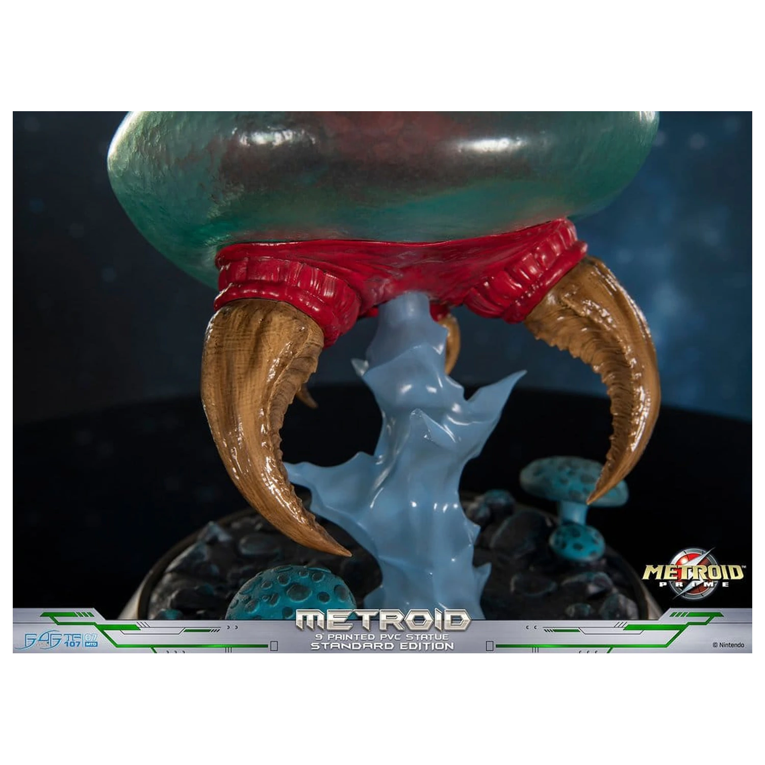 Metroid Prime PVC figura Metroid (Standard) (Glow in the Dark) 21 cm termékfotó