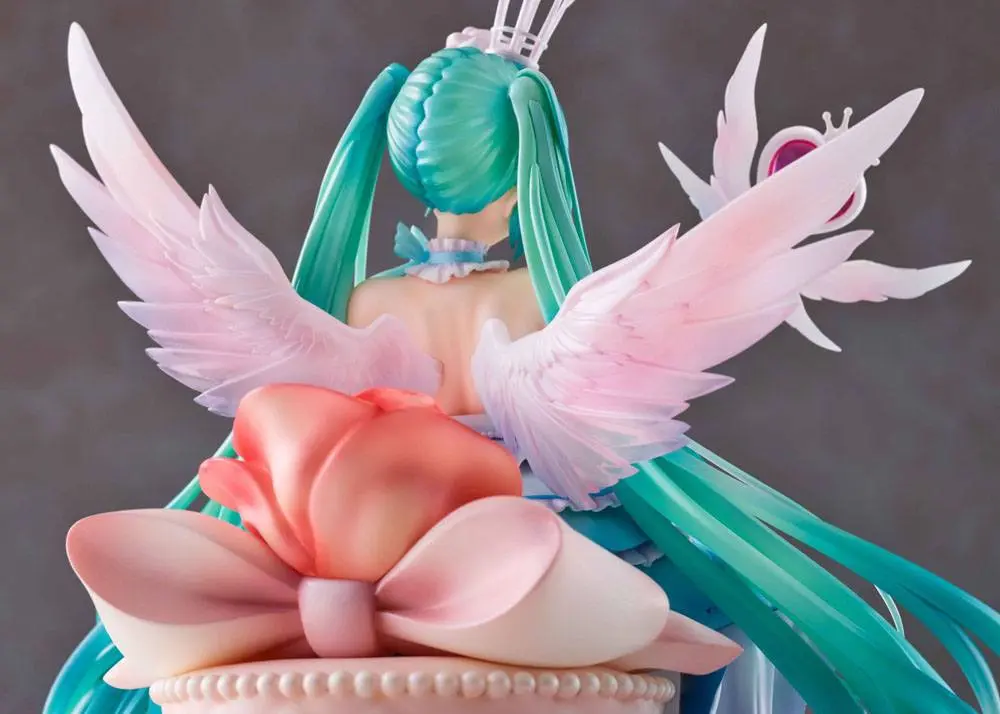 Miku Hatsune 1/7 Miku Hatsune Birthday 2020 Sweet Angel Ver. PVC szobor figura 22 cm termékfotó
