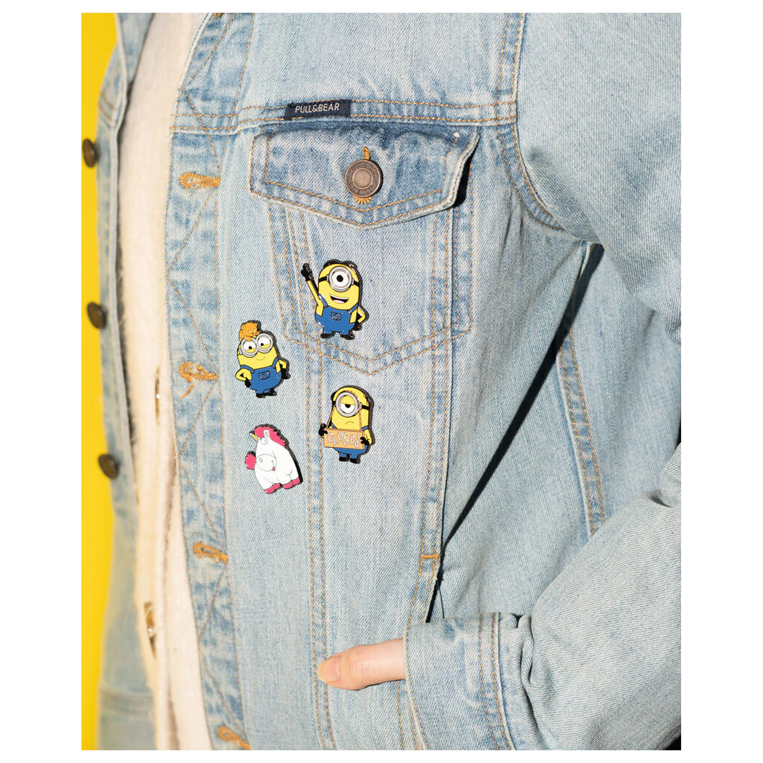 Minions 4 db-os kitűző csomag  termékfotó