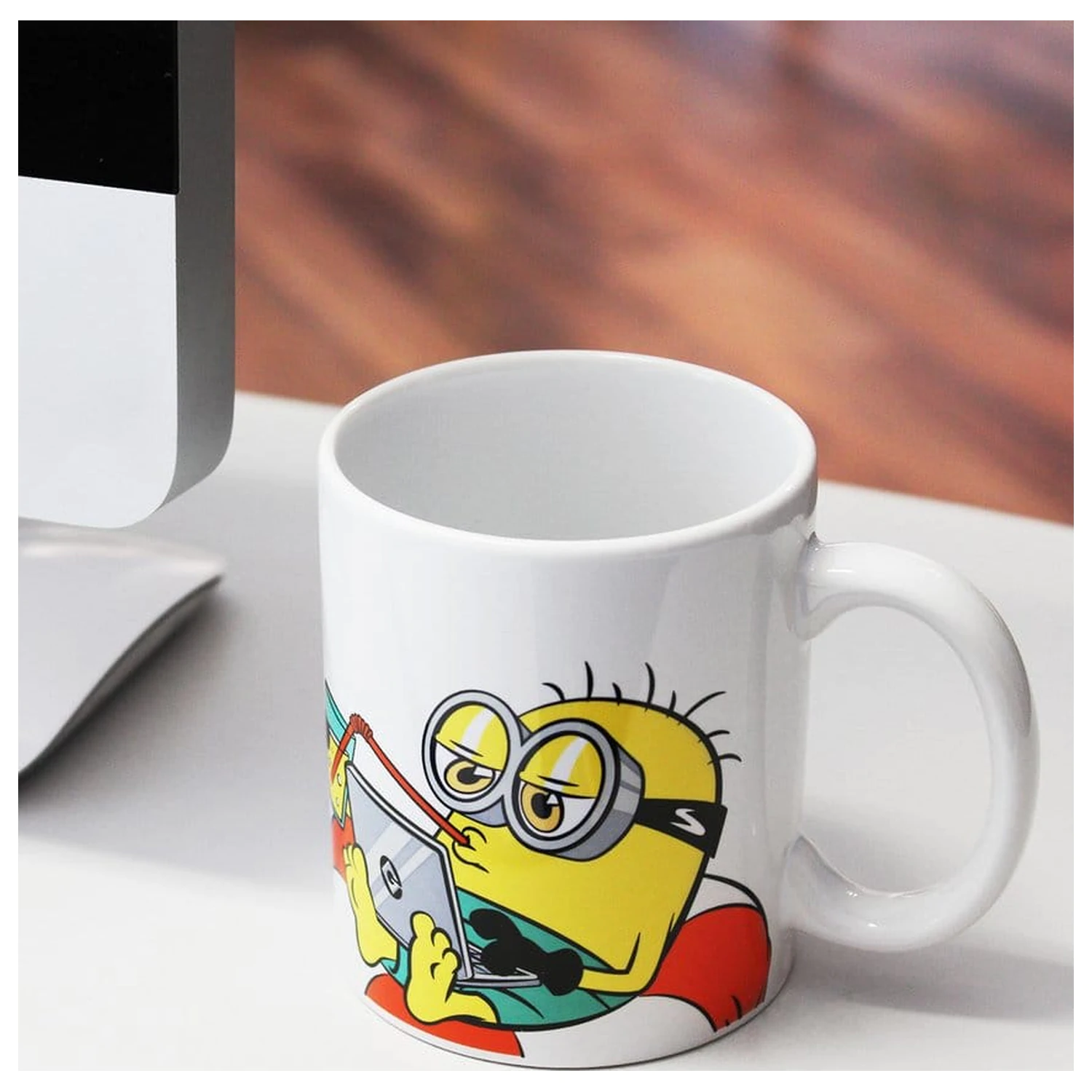 Minions Working bögre 320 ml termékfotó