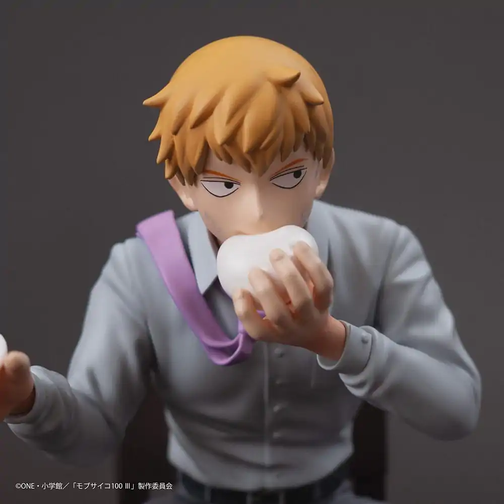 Mob Psycho 100 III x Bunbougu Cafe 2022 Arataka Reigen PVC szobor figura 14 cm termékfotó