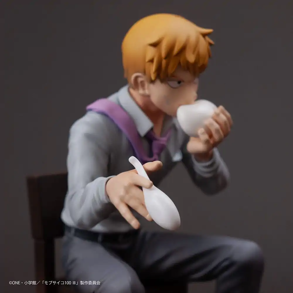 Mob Psycho 100 III x Bunbougu Cafe 2022 Arataka Reigen PVC szobor figura 14 cm termékfotó