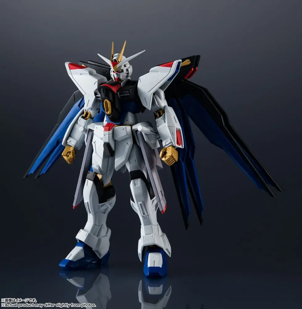 Mobile Suit Gundam SEED Destiny Robot Spirits ZGMF-X20A Strike Freedom Gundam akciófigura 15 cm termékfotó