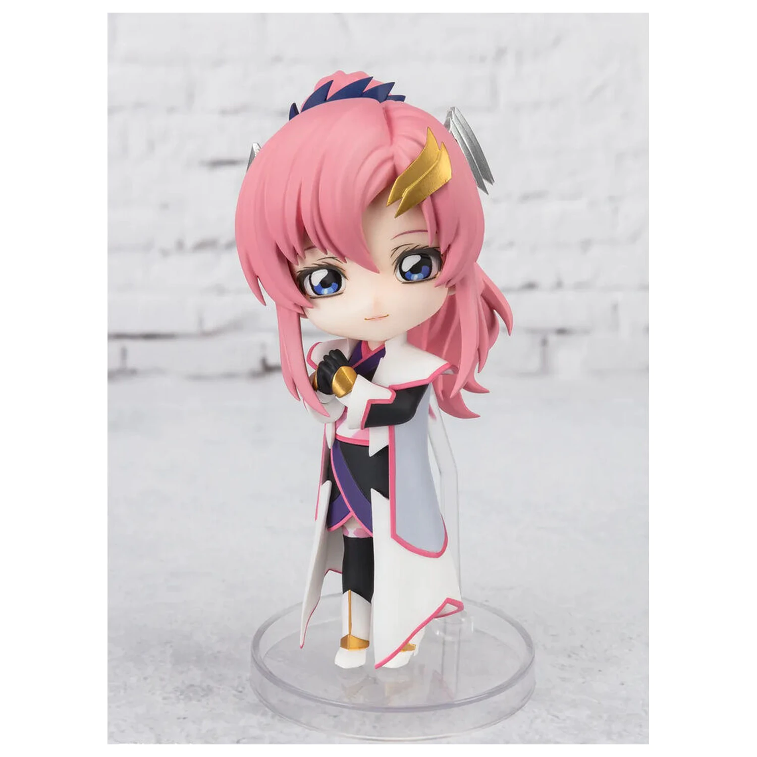 Mobile Suit Gundam SEED Freedom Figuarts mini Lacus Clyne figura 9cm termékfotó