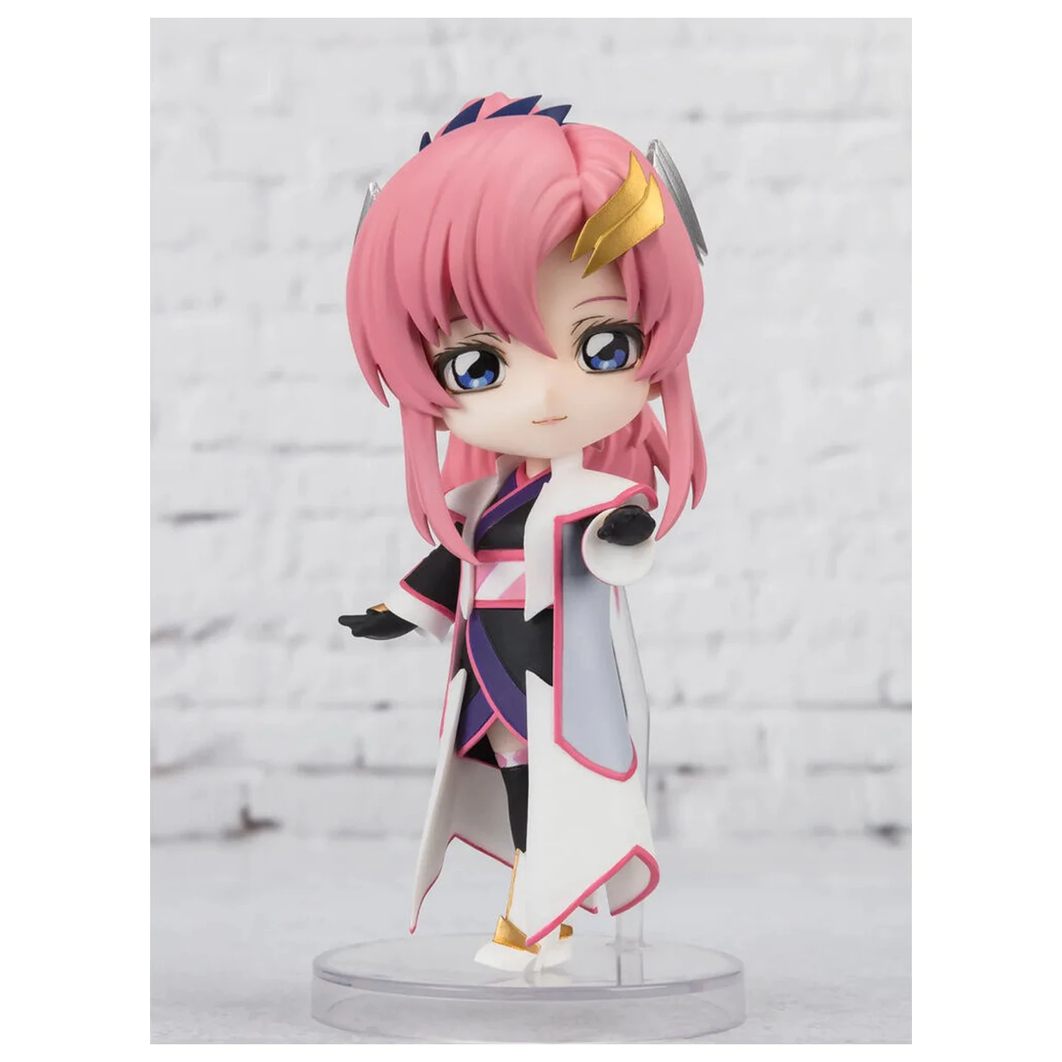Mobile Suit Gundam SEED Freedom Figuarts mini Lacus Clyne figura 9cm termékfotó