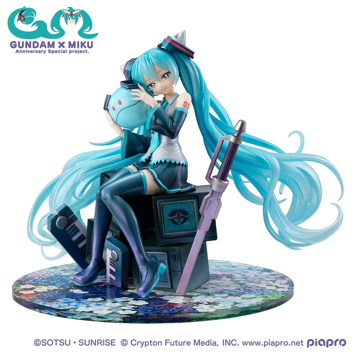 Mobile Suit Gundam x Hatsune Miku Lucrea Hatsune Miku x OO Gundam 45th Anniversary PVC szobor figura 17 cm     termékfotó