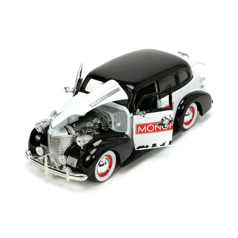 Monopoly Hollywood Rides Diecast Model 1/24 1939 Chevrolet Master Deluxe és Monopoly figura termékfotó