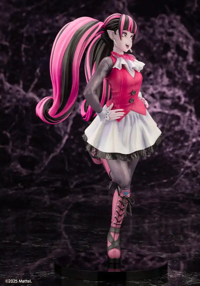 Monster High Bishoujo 1/7 Draculaura PVC szobor figura 26 cm termékfotó