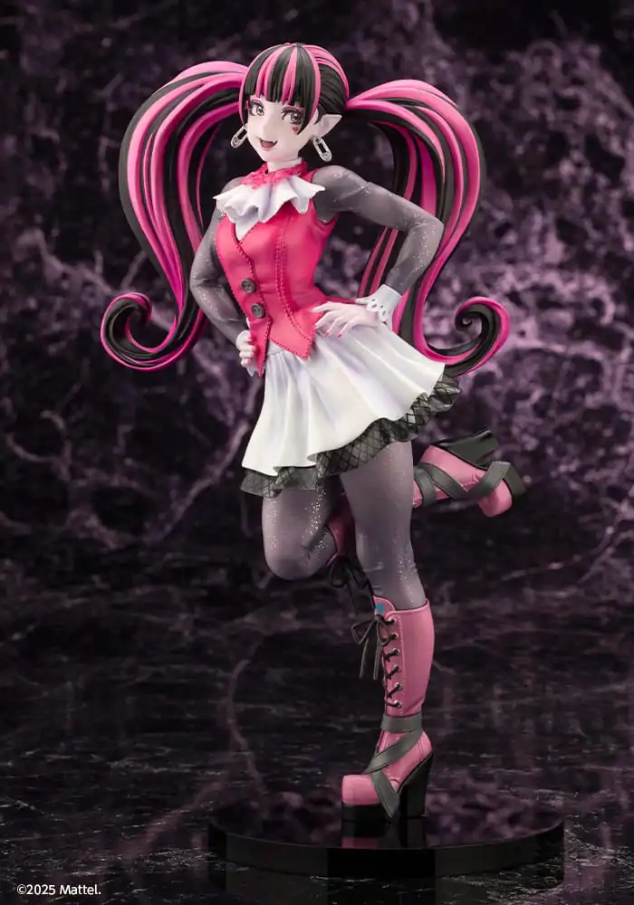 Monster High Bishoujo 1/7 Draculaura PVC szobor figura 26 cm termékfotó