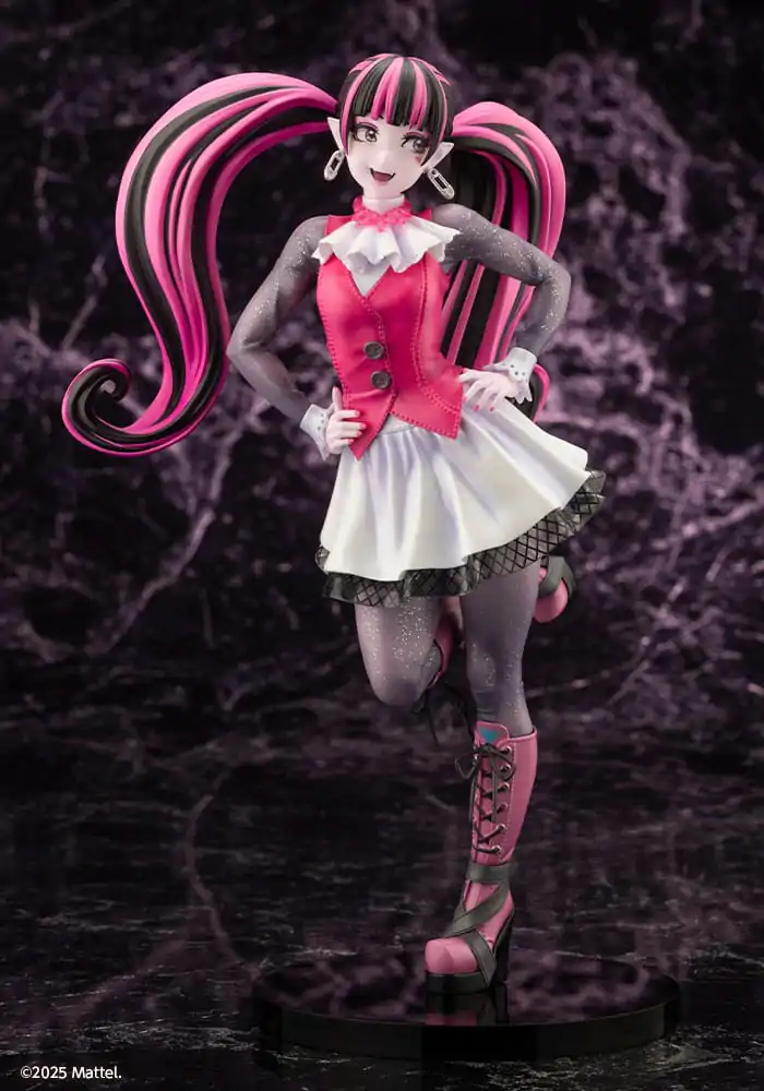 Monster High Bishoujo 1/7 Draculaura PVC szobor figura 26 cm termékfotó