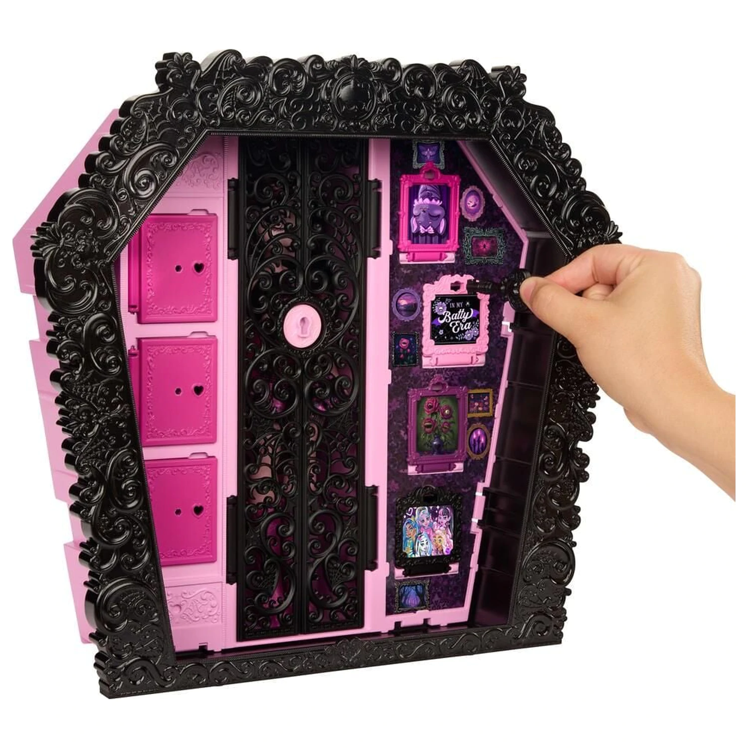 Monster High Ultimate Skulltimate Draculaura doll and wardrobe játék baba termékfotó