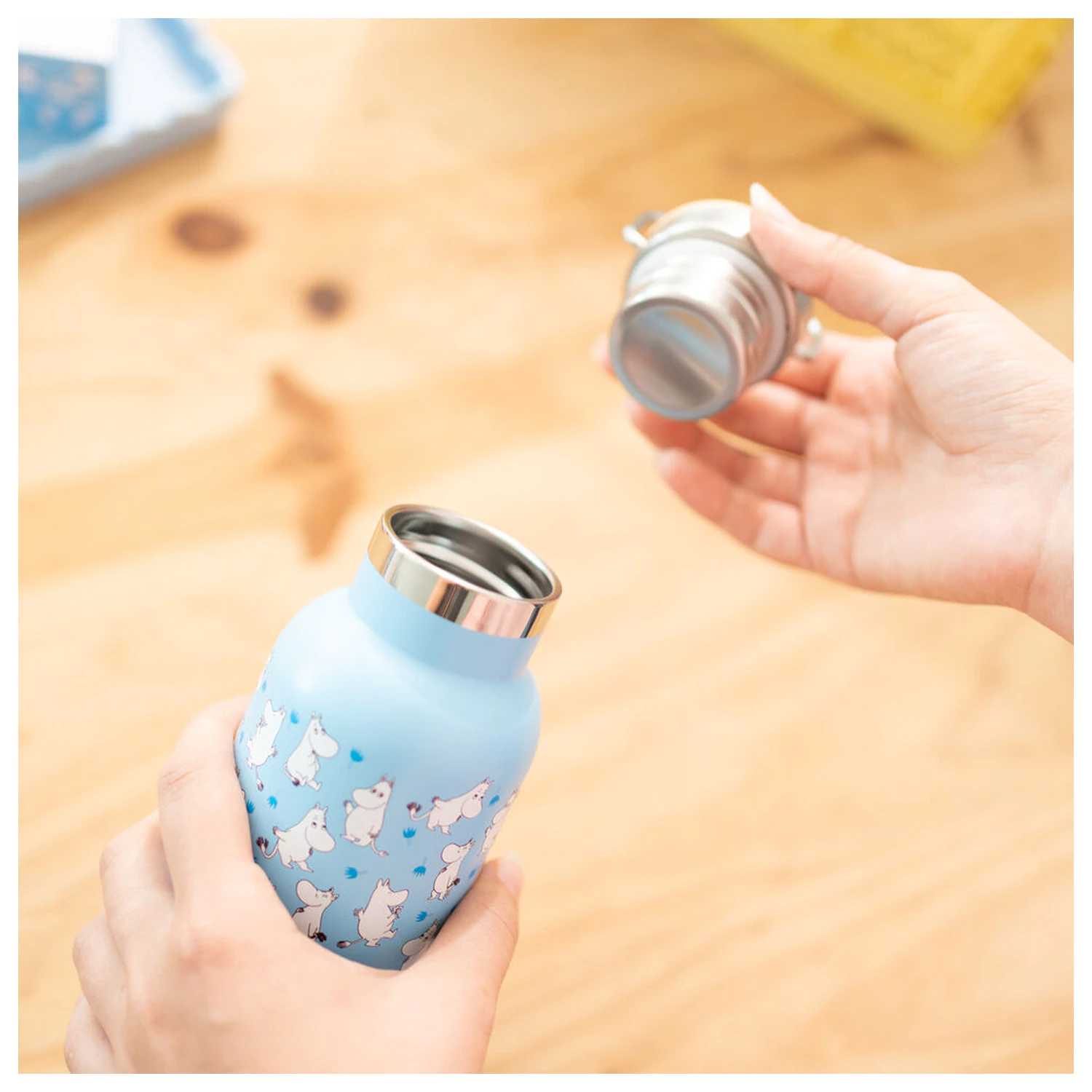Moomin rozsdamentes acél palack kulacs 500ml termékfotó
