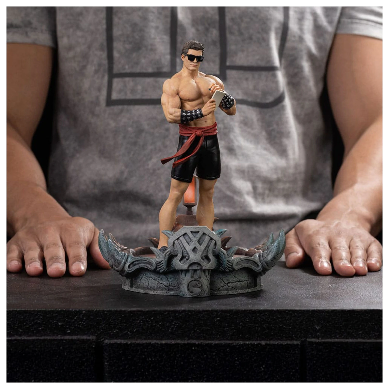 Mortal Kombat Art Scale 1/10 Johnny Cage szobor figura 24 cm termékfotó