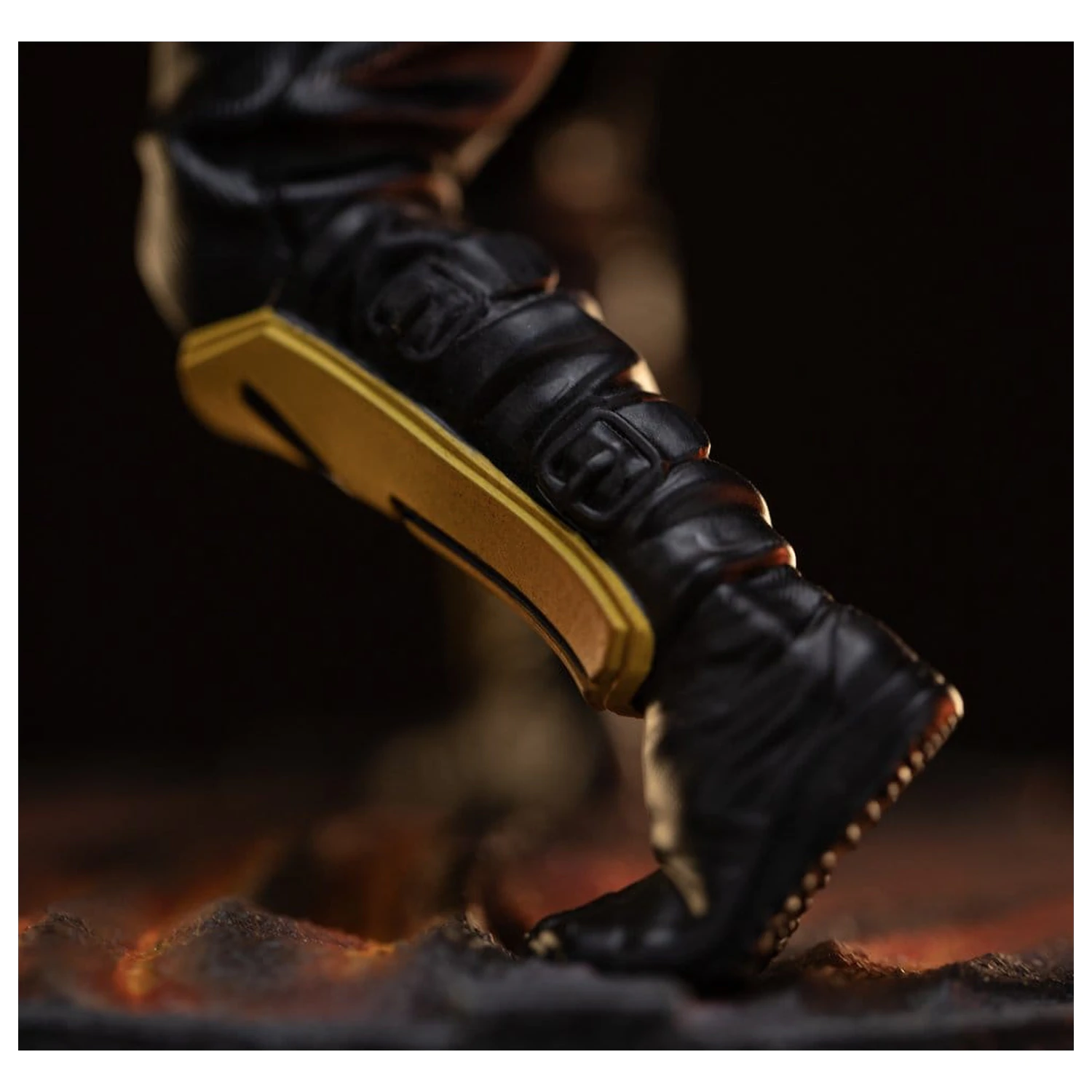 Mortal Kombat Art Scale 1/10 Scorpion (Variant) szobor figura 21 cm termékfotó
