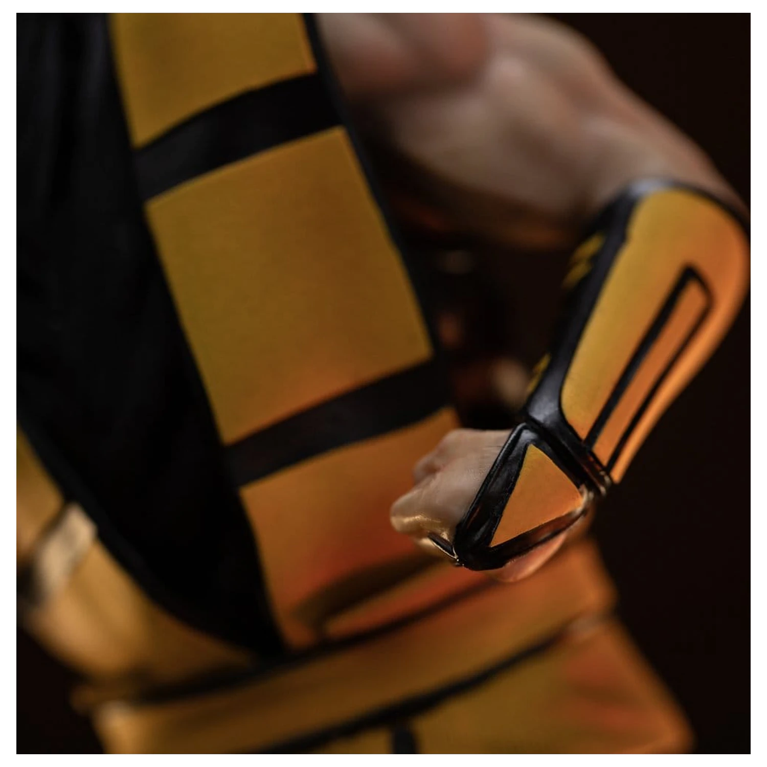 Mortal Kombat Art Scale 1/10 Scorpion (Variant) szobor figura 21 cm termékfotó