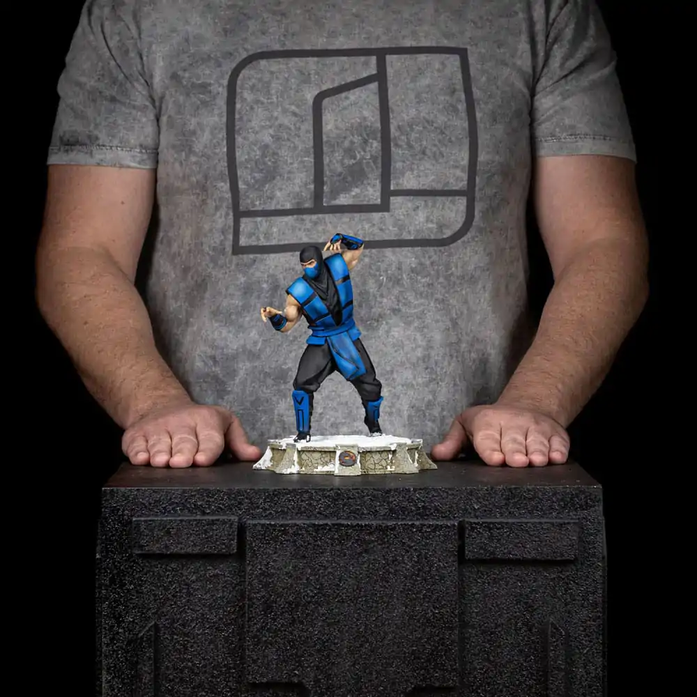 Mortal Kombat Art Scale 1/10 Sub-Zero (Ninjas Collection) szobor figura 21 cm termékfotó