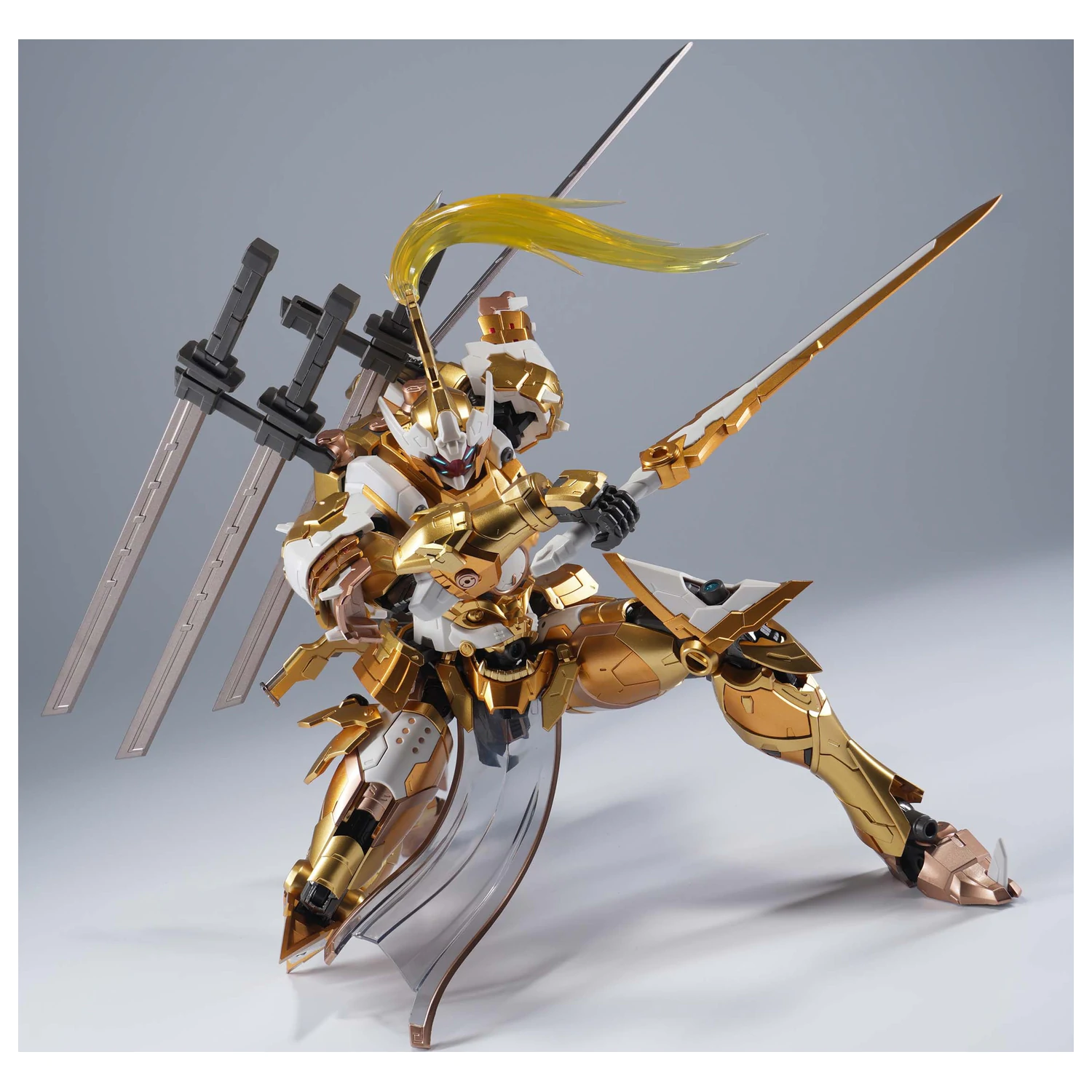 Motor Nuclear MNP-XH08A Type Wei-Yuan Royal Guard modell készlet 19cm termékfotó