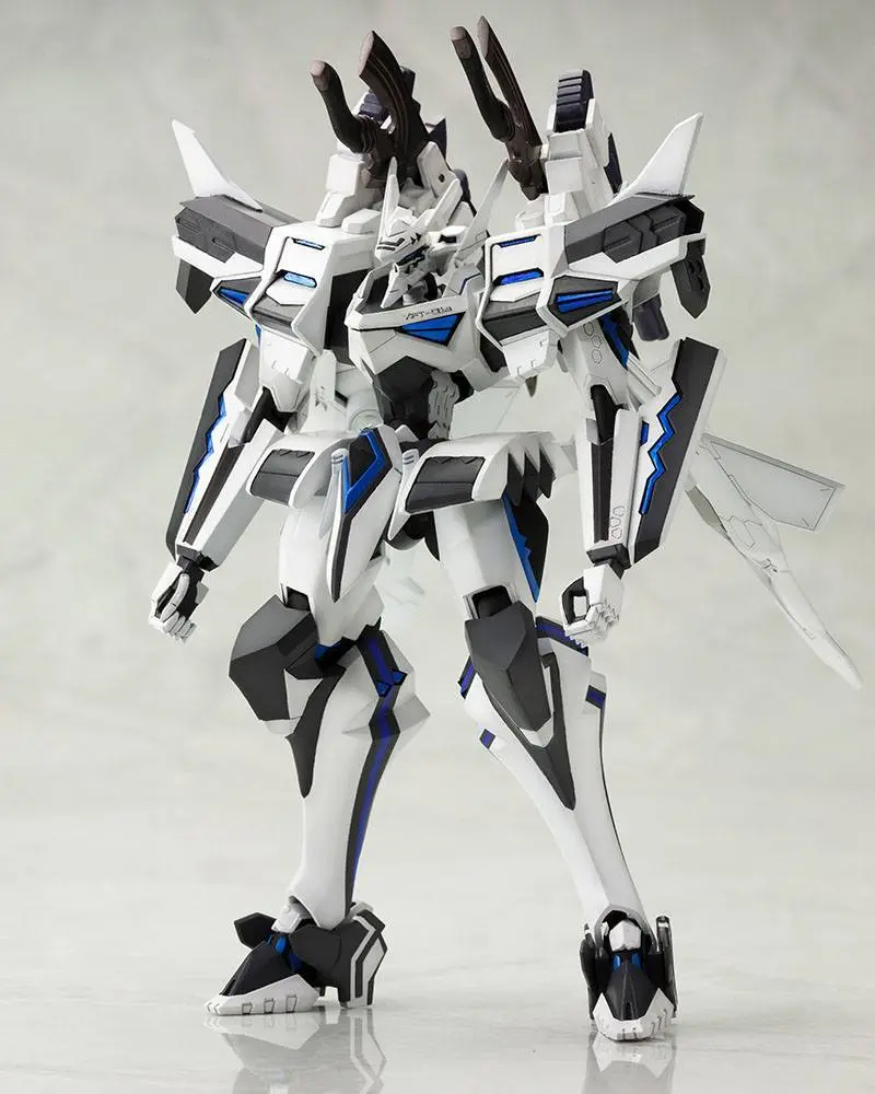Muv-Luv Alternative 1/144 Shiranui 2nd Phase 2 Yuya Bridges Ki Műanyag modell készlet 14 cm termékfotó
