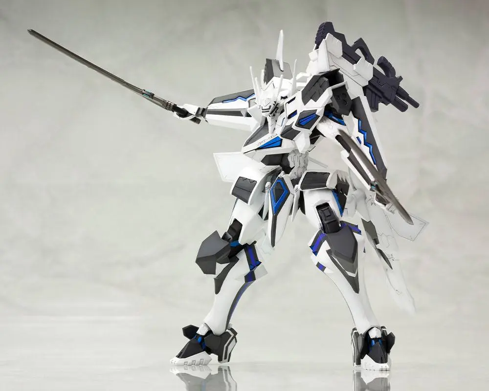 Muv-Luv Alternative 1/144 Shiranui 2nd Phase 2 Yuya Bridges Ki Műanyag modell készlet 14 cm termékfotó