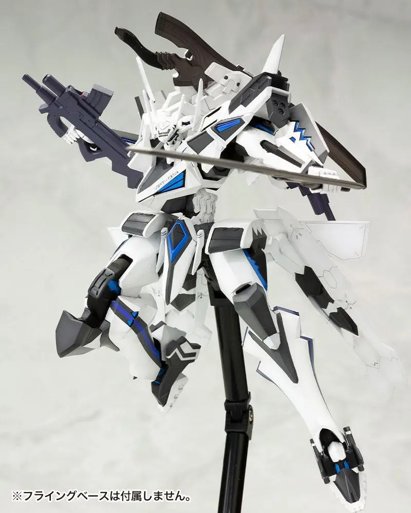 Muv-Luv Alternative 1/144 Shiranui 2nd Phase 2 Yuya Bridges Ki Műanyag modell készlet 14 cm termékfotó