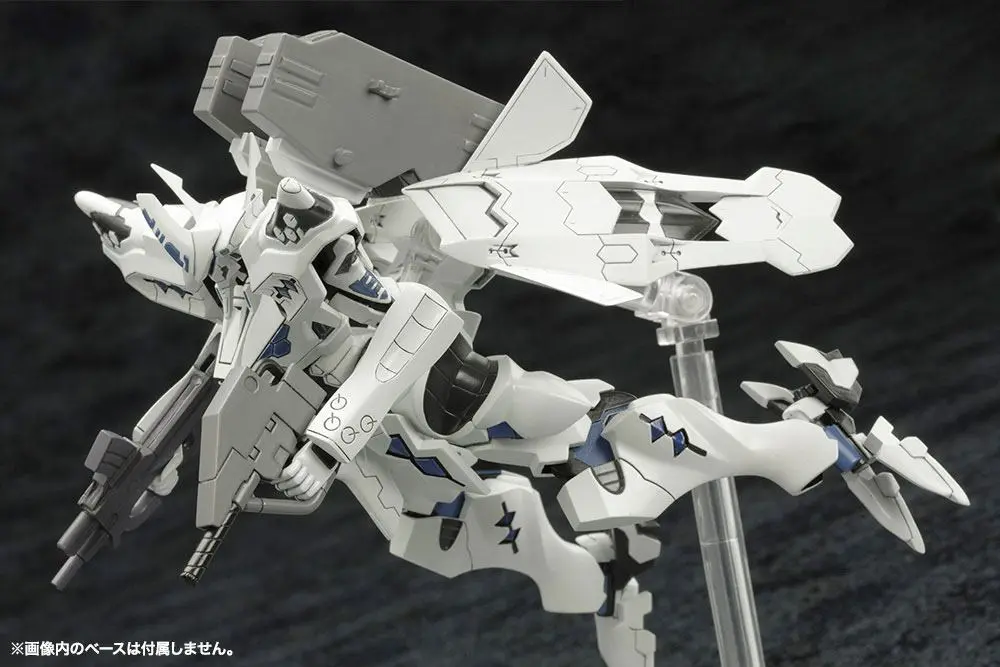 Muv-Luv Alternative 1/144 Takemikaduchi Type-00A Palstic modell készlet 14 cm termékfotó