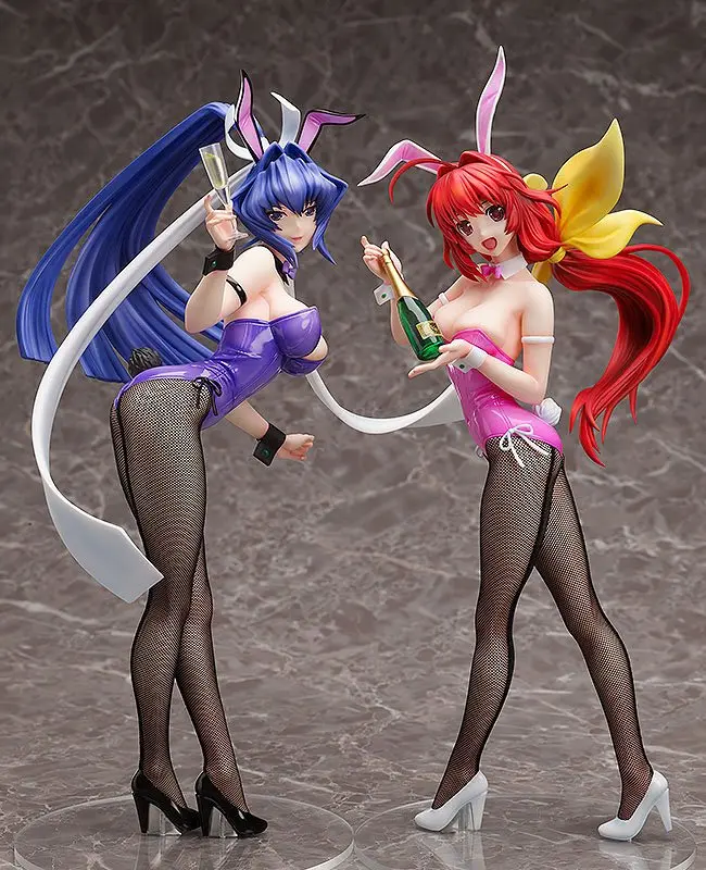 Muv-Luv Alternative 1/4 Sumika Kagami Bunny Ver. PVC szobor figura 42 cm termékfotó