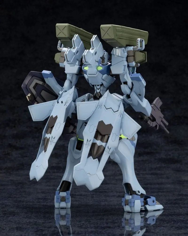 Muv-Luv Alternative Fubuki Blast Guard Műanyag modell készlet 18 cm termékfotó