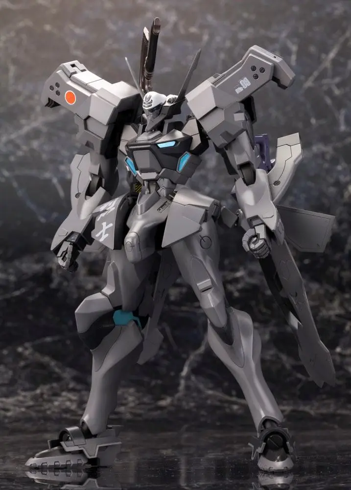 Muv-Luv Alternative Shiranui Imperial Japanese Army Full Option Set Műanyag modell készlet 18 cm termékfotó