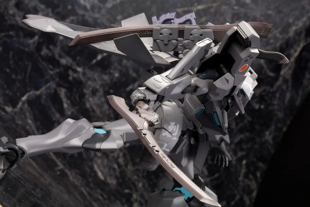 Muv-Luv Alternative Shiranui Imperial Japanese Army Full Option Set Műanyag modell készlet 18 cm termékfotó