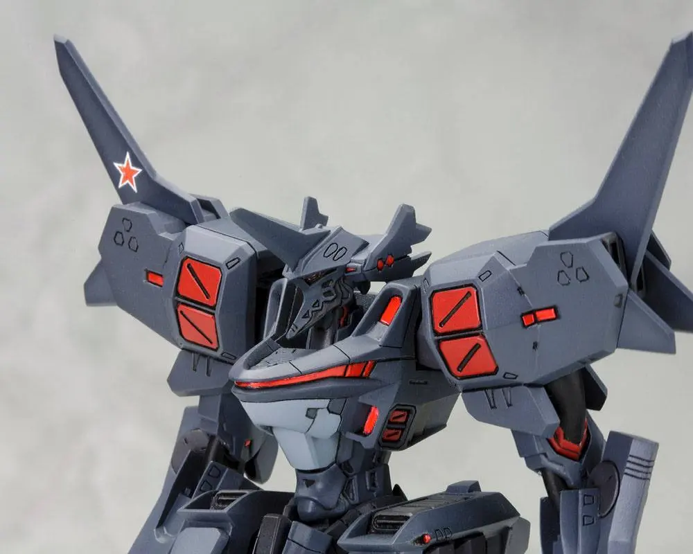 Muv-Luv Alternative Total Eclipse 1/144 SU-47 Berkut Műanyag modell készlet 14 cm termékfotó