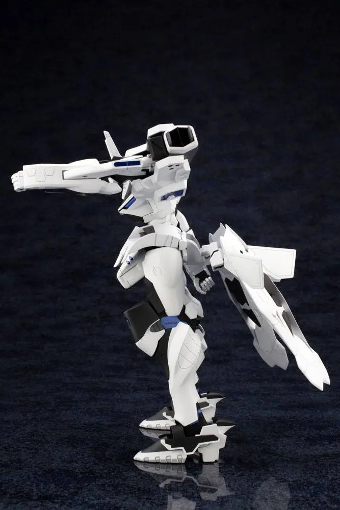 Muv-Luv Alternative Total Eclipse Shiranui Second Yuya Bridges KI Ver. 1.5 Műanyag modell készlet 18 cm termékfotó