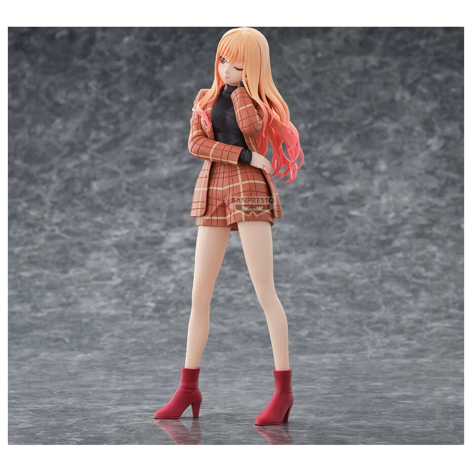 My Dress-Up Darling Glitter Glamours Marin Kitagawa figura 25cm termékfotó