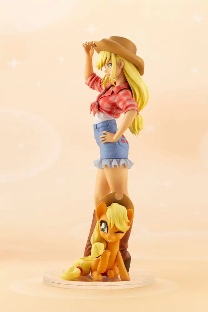 My Little Pony Bishoujo 1/7 Applejack PVC szobor figura 22 cm termékfotó