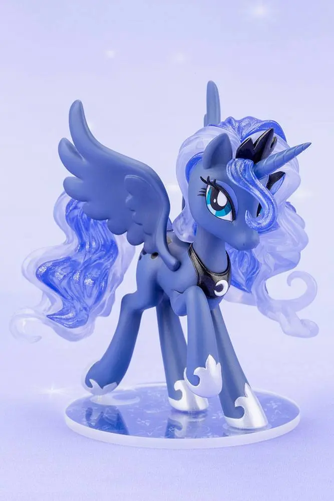 My Little Pony Bishoujo 1/7 Princess Luna PVC szobor figura 23 cm termékfotó