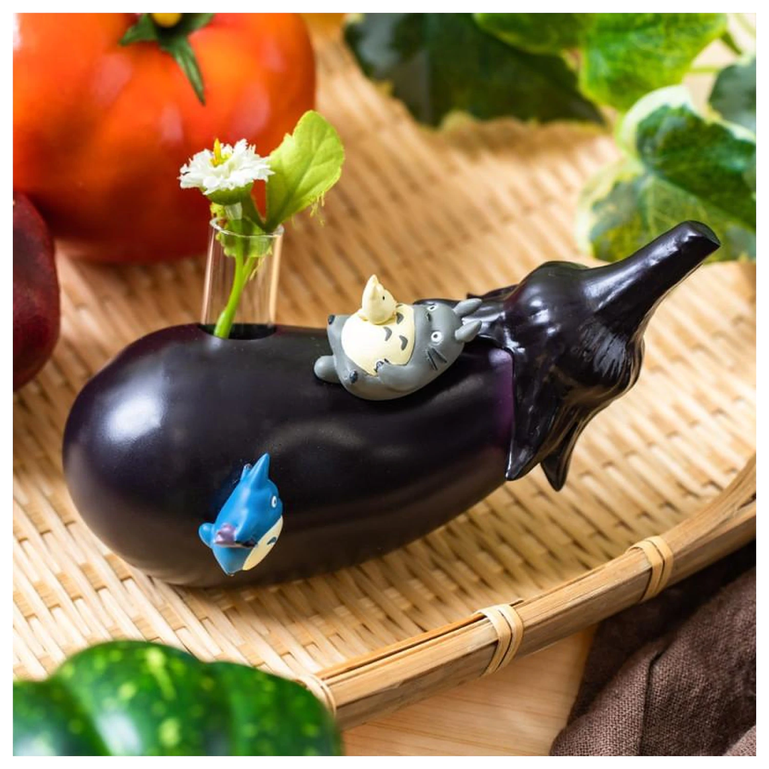 My Neighbor Totoro Aubergine Fig. Soliflore váza termékfotó