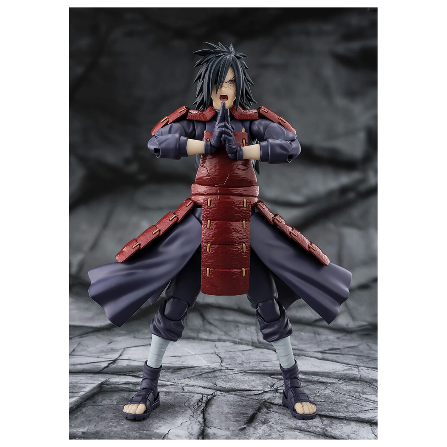 Naruto Shippuden Legend of Darkness Madara Uchiha S.H. Figuarts figura 17cm termékfotó