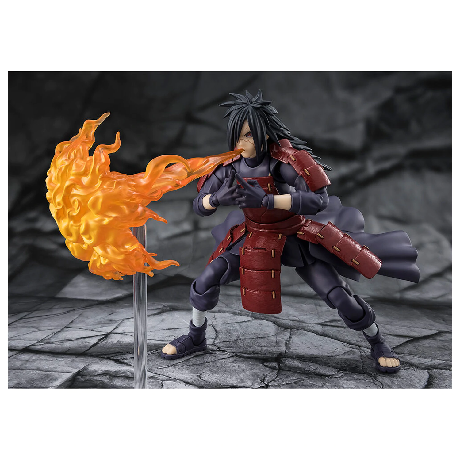 Naruto Shippuden Legend of Darkness Madara Uchiha S.H. Figuarts figura 17cm termékfotó