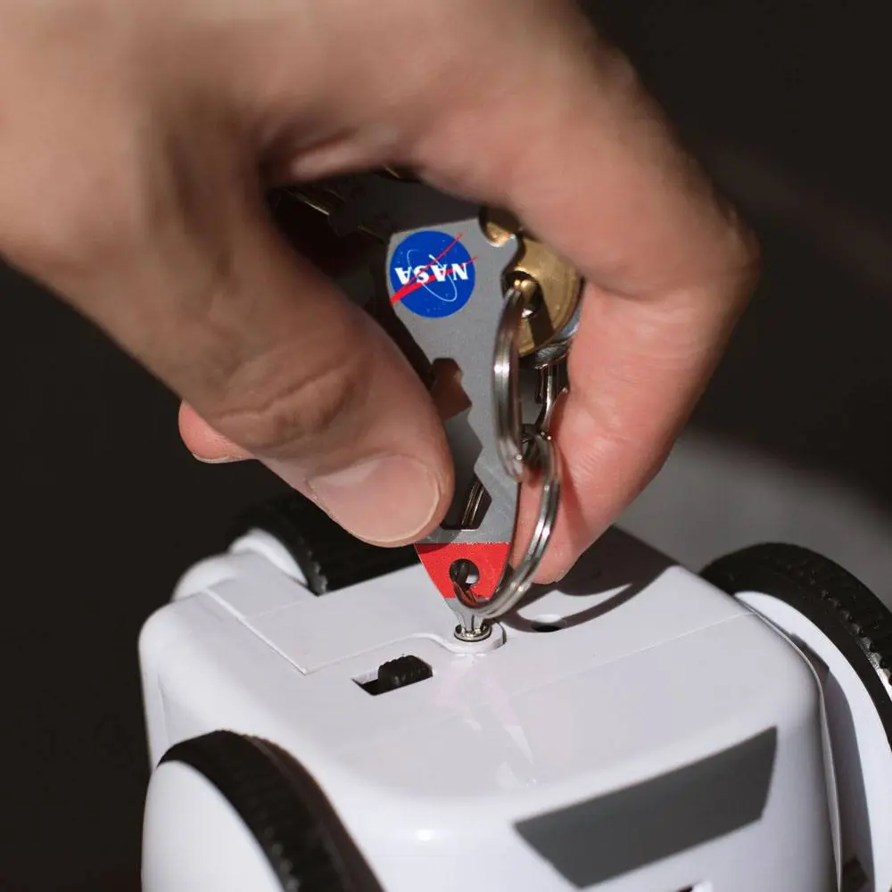 NASA 10-in-1 Multi Tool Rocket termékfotó