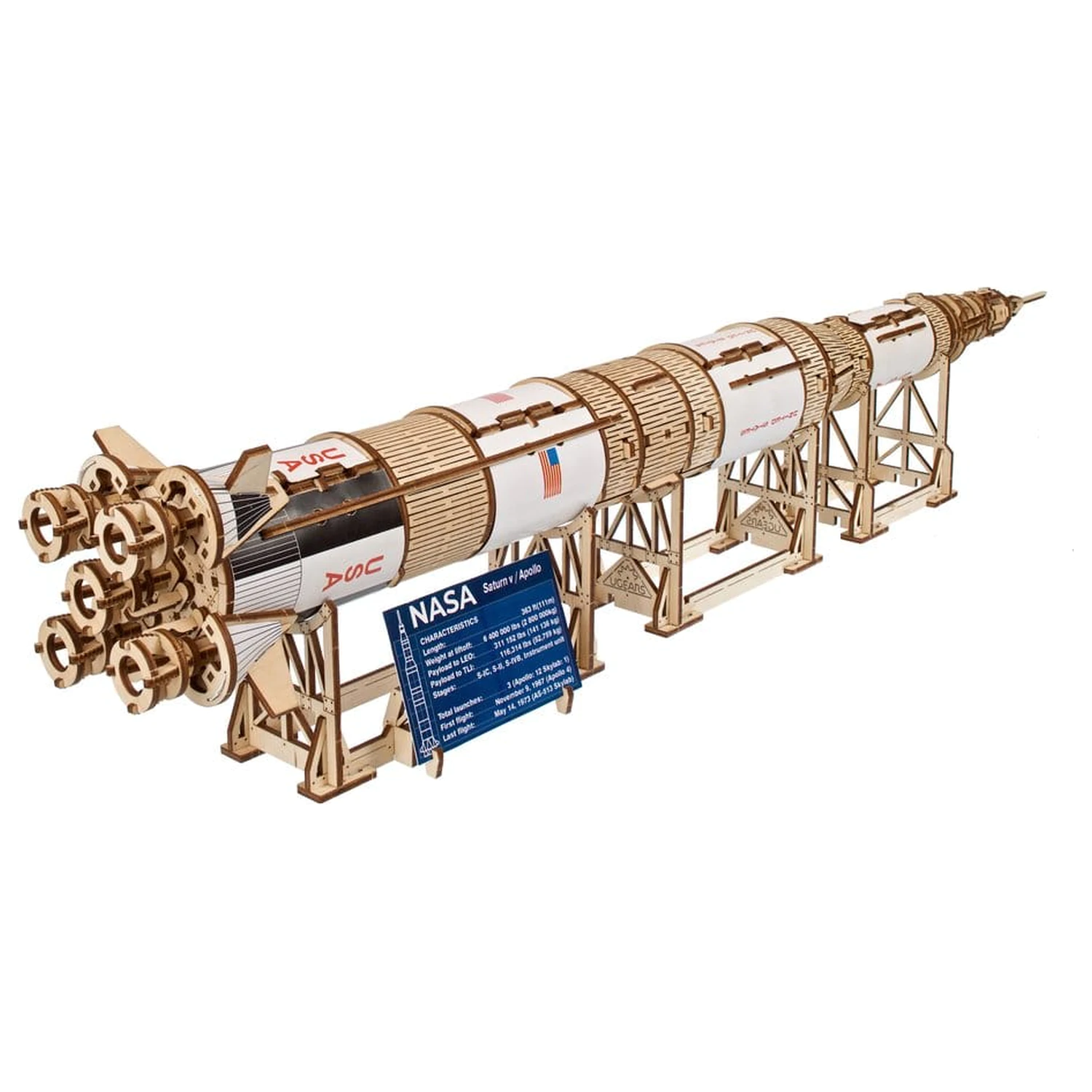 NASA 3D fa puzzle Saturn V termékfotó
