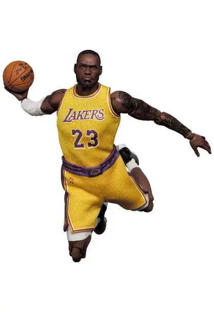 NBA MAF EX LeBron James (LA Lakers) akciófigura 18 cm termékfotó