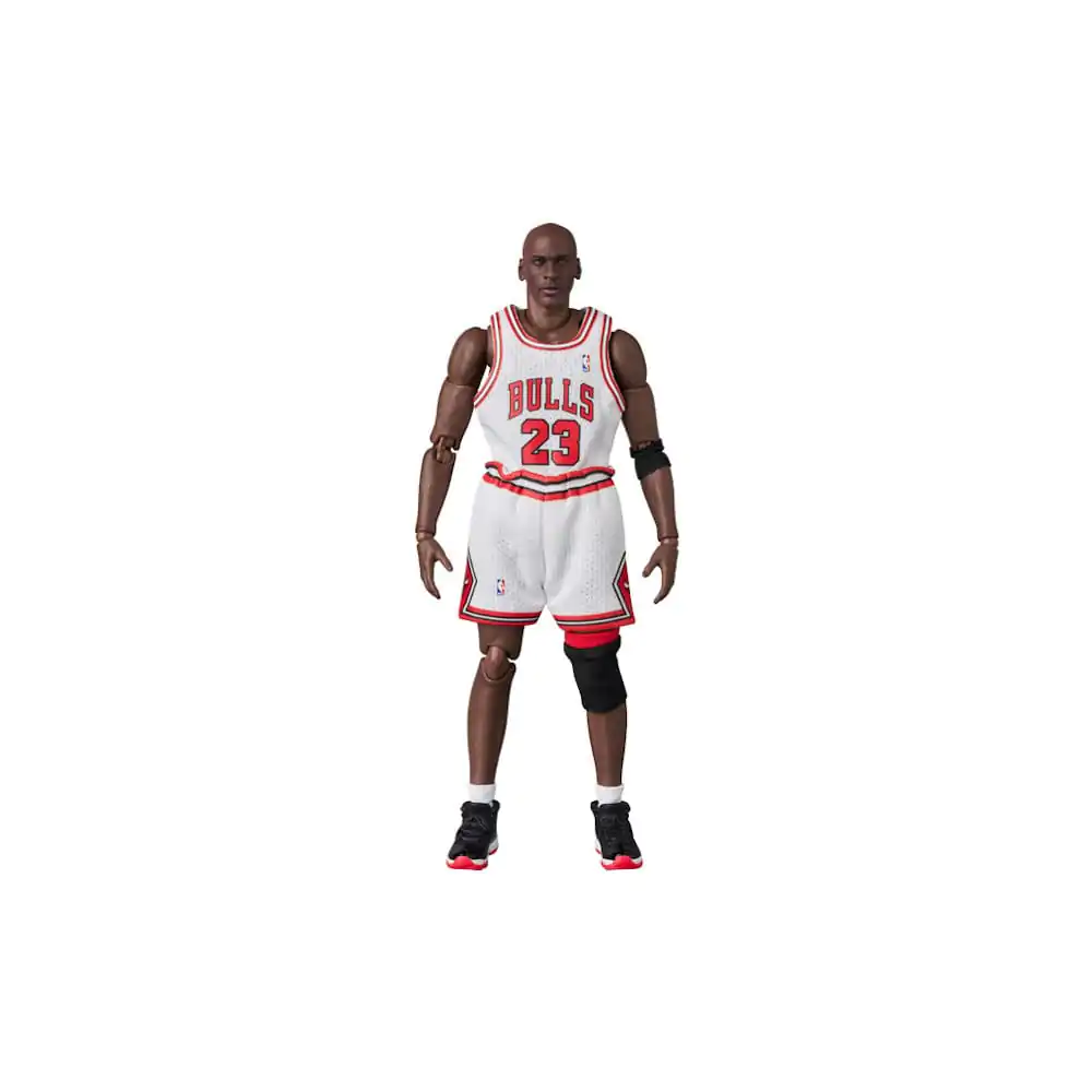 NBA MAFEX Michael Jordan - Chicago Bulls HOME akciófigura 17 cm termékfotó