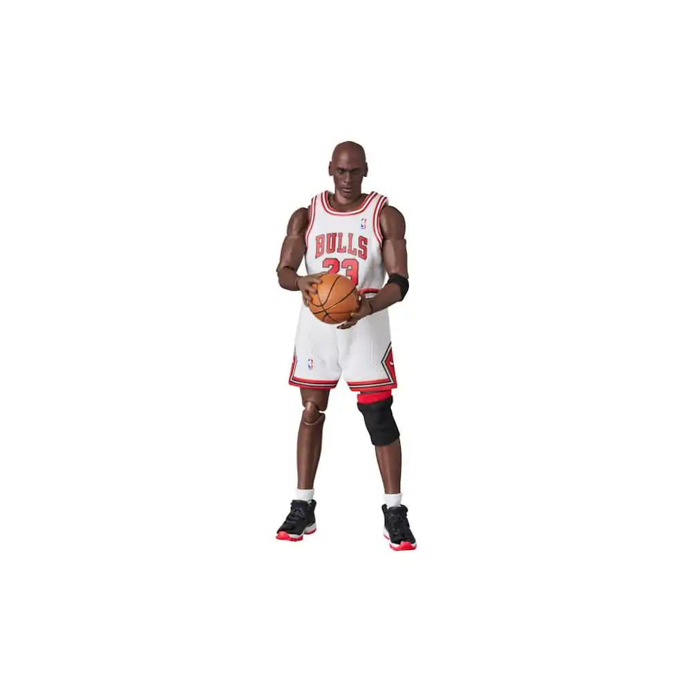 NBA MAFEX Michael Jordan - Chicago Bulls HOME akciófigura 17 cm termékfotó