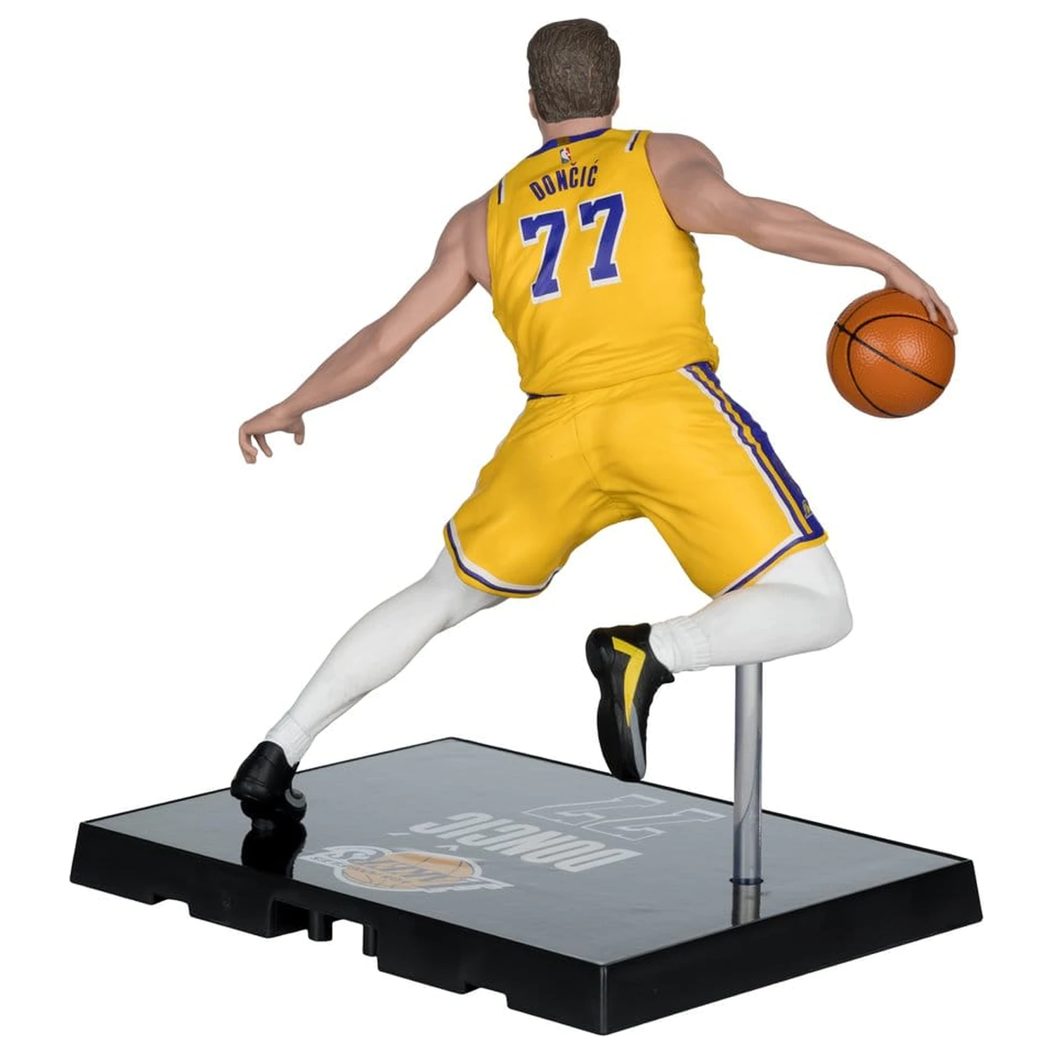 NBA McFarlane's SportsPicks Luka Doncic (Dallas Mavericks) szobor figura 15 cm termékfotó