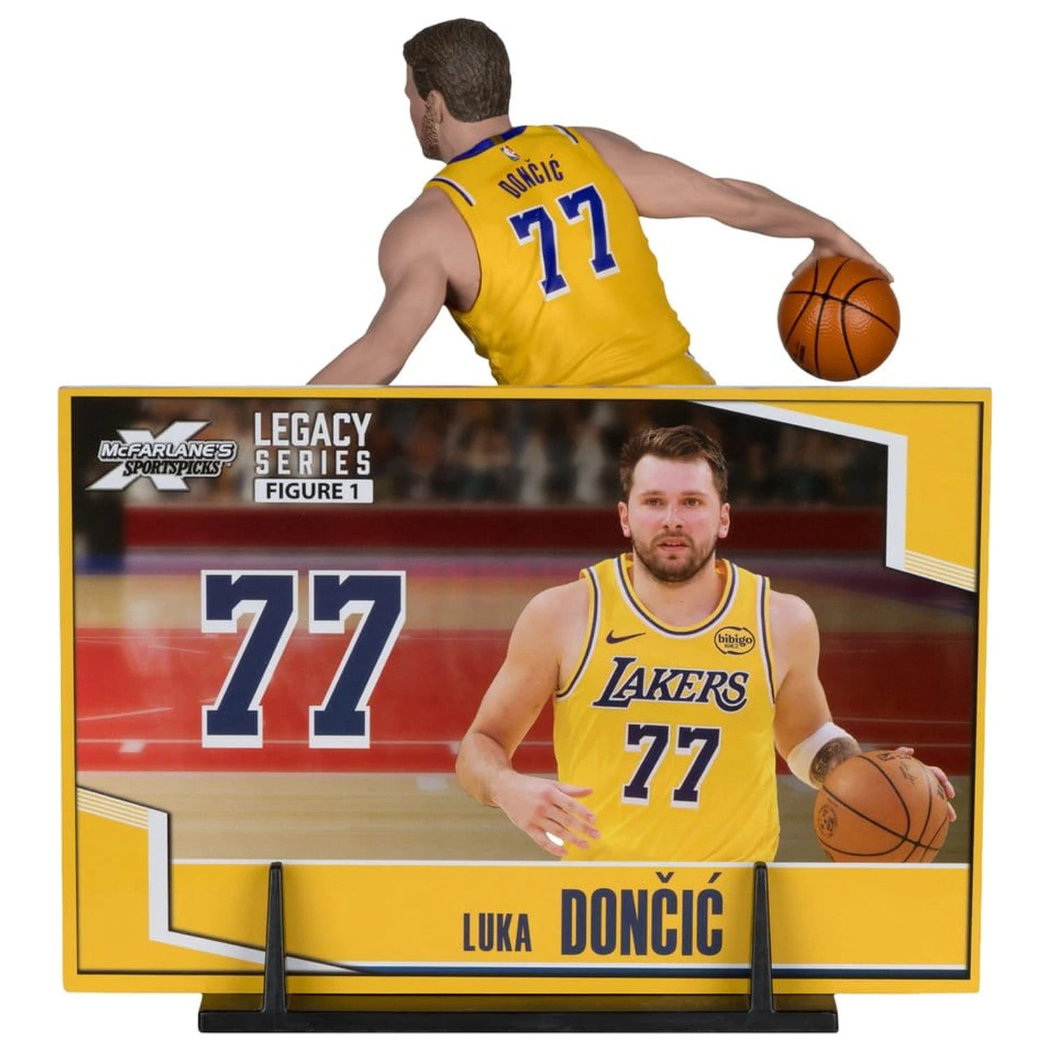 NBA McFarlane's SportsPicks Luka Doncic (Dallas Mavericks) szobor figura 15 cm termékfotó
