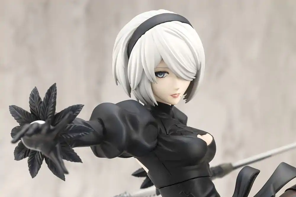 Nier:Automata Ver. 1.1a ARTFX J 1/8 2B szobor figura 24 cm termékfotó